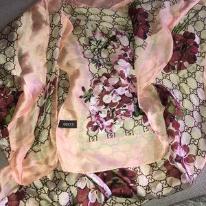 Gucci Bloom Scarf